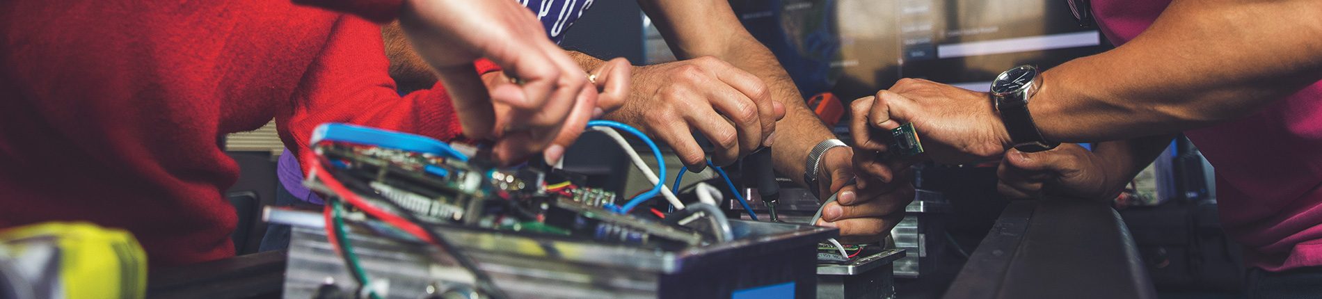 U.S. Air Force Awards Booz Allen $950M IDIQ Contract banner